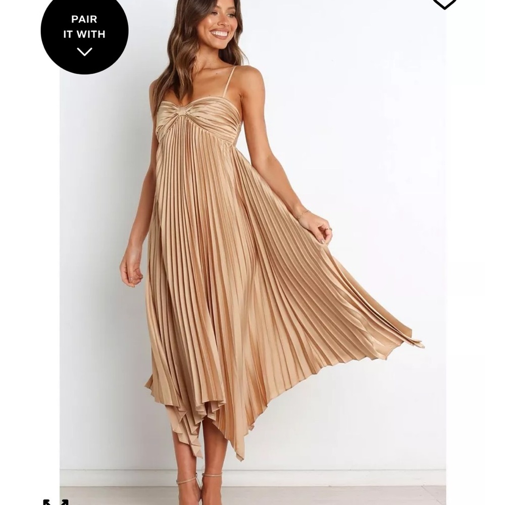 Petal & Pup Macy’s Pleated Spaghetti-Strap Midi Champagne Vikki Dress Women’s 6